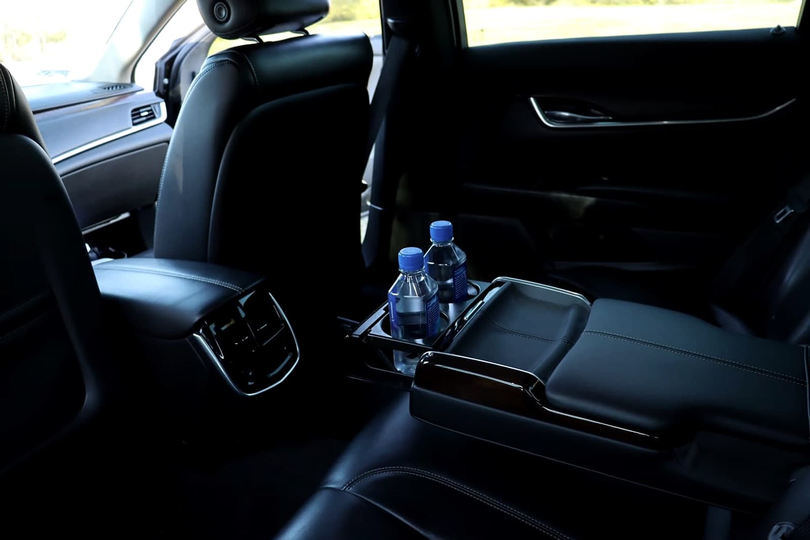 Cadillac XTS Sedan — 8