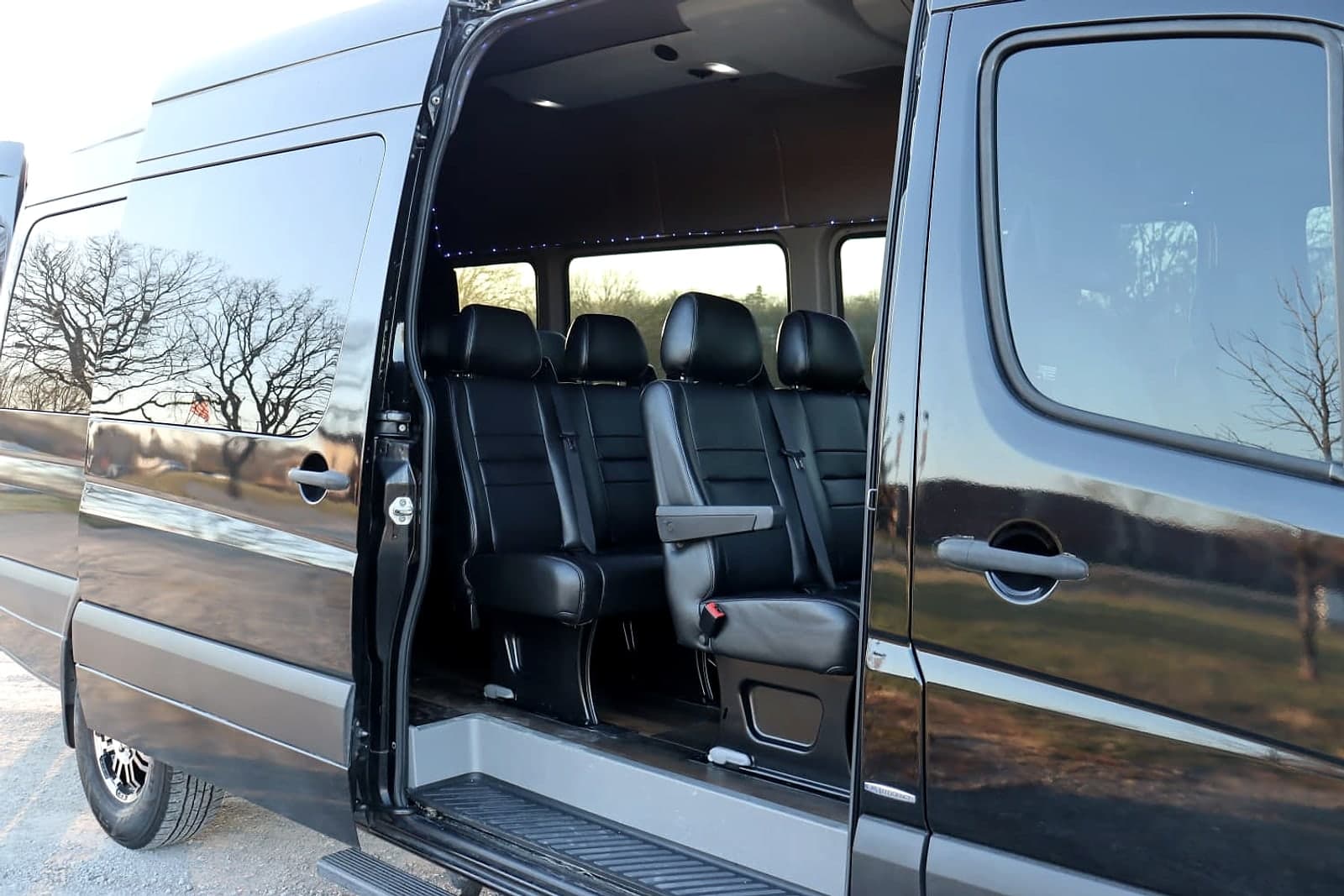 Mercedes Sprinter Van — 8
